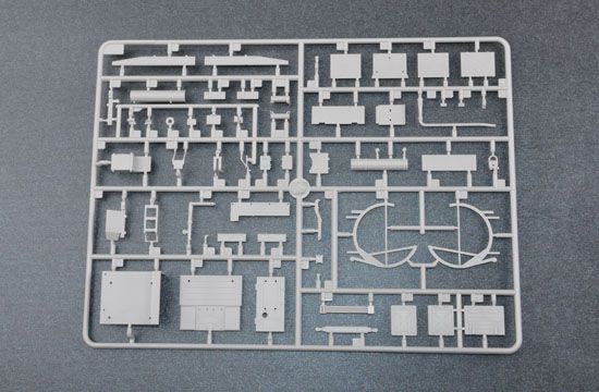 Сборная модель 1/35 РСЗО БМ-21 Град (поздняя версия) Трумпетер 01014 TR01014 фото