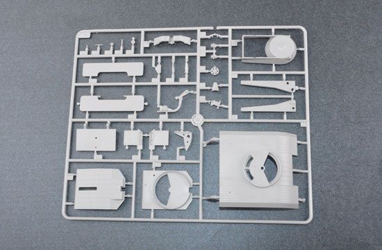 Сборная модель 1/35 РСЗО БМ-21 Град (поздняя версия) Трумпетер 01014 TR01014 фото