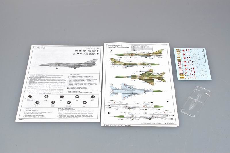 Советский истребитель-перехватчик 1/72 Су-15ТМ Flagon-F Trumpeter 01623 , сборная модель Сухой Трумпетер TR01623 фото