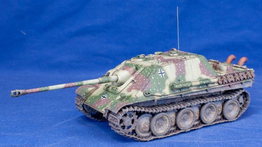 Збірна модель 1/35 німецька протитанкова САУ Jagdpanther G2 з робочими траками Rye Field Model RFM 5031 RM-5031 фото