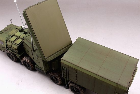 Радянська радіолокаційна станція 1/35 30Н6Е &laquo;Flap Lid&raquo; (С-300 / SA-10 Grumble) Trumpeter 01043 , збірна модель TR01043 фото