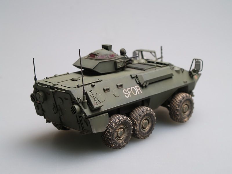 Канадская боевая машина пехоты 1/35 AVGP Grizzly (Late) Trumpeter 01505 , сборная модель бмп Трумпетер TR01505 фото
