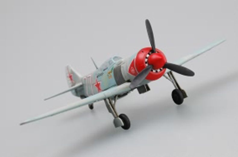 Сборная модель 1/72 Советский истребитель La-7 Fighter HobbyBoss 80236 HB80236 фото