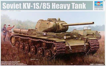 Совесткий тяжелый танк 1/35 КВ-1С/85 Trumpeter 01567 , сборная модель танк Трумпетер TR01567 фото