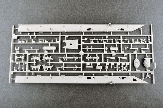 Сучасний ракетний комплекс 1/35 9П78-1 (9К720 &laquo;Іскандер-М&raquo; / SS-26 Stone) Trumpeter 01051 , збірна модель отрк TR01051 фото
