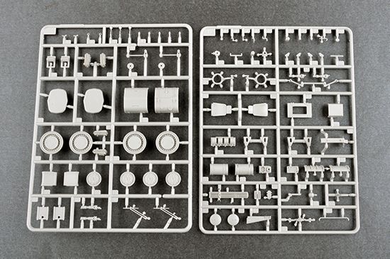 Сучасний ракетний комплекс 1/35 9П78-1 (9К720 &laquo;Іскандер-М&raquo; / SS-26 Stone) Trumpeter 01051 , збірна модель отрк TR01051 фото