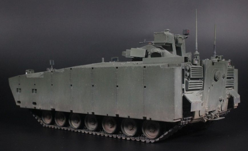 Збірна модель 1/35 Бронетранспортер БТР Об'єкт 693 Курганець 25 Zimi 35024 PH35024 фото