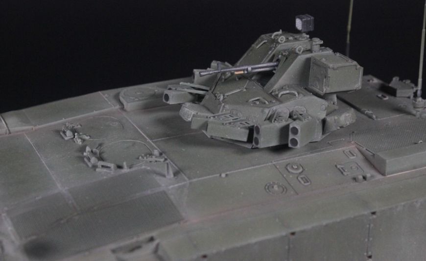 Збірна модель 1/35 Бронетранспортер БТР Об'єкт 693 Курганець 25 Zimi 35024 PH35024 фото