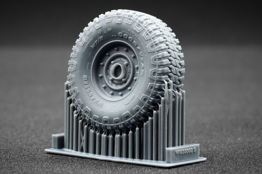 Набор колес 1/35 MT/R 12-bolt для HMMWV Scale X WM-35002 , набор деталировки Скейл Х WM-35002 фото