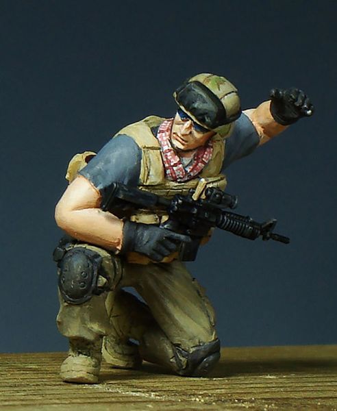 Солдаты ЧВК 1/35 PMC Armed Assault team (Iraq 2005) Trumpeter 00419 , сборная модель чвк Трумпетер TR00419 фото