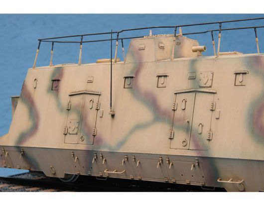 Німецький броневагон 1/35 Kommandowagen (BP42) Trumpeter 01510 , збірна модель вагон Трумпетер TR01510 фото