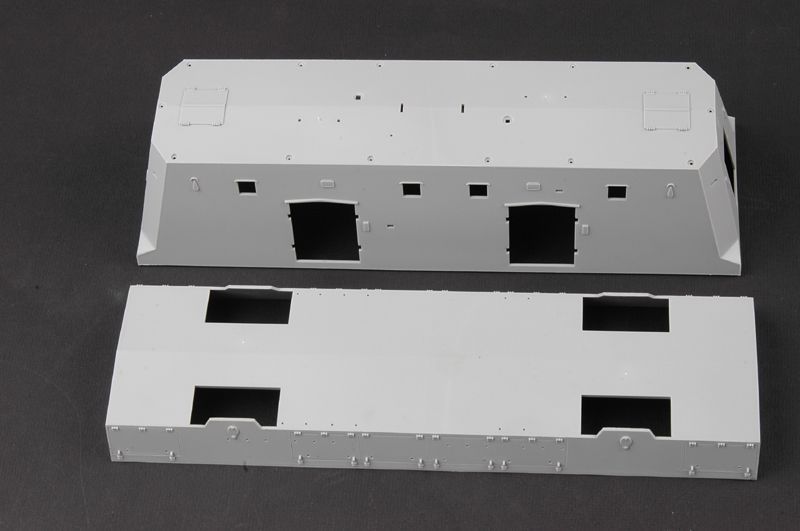 Німецький броневагон 1/35 Kommandowagen (BP42) Trumpeter 01510 , збірна модель вагон Трумпетер TR01510 фото