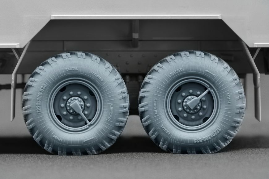 Набор деформированных колес 1/35 для КамАЗ-4310 (Trumpeter) Scale X WM-35009W , набор деталировки Скейл Х WM-35009W фото