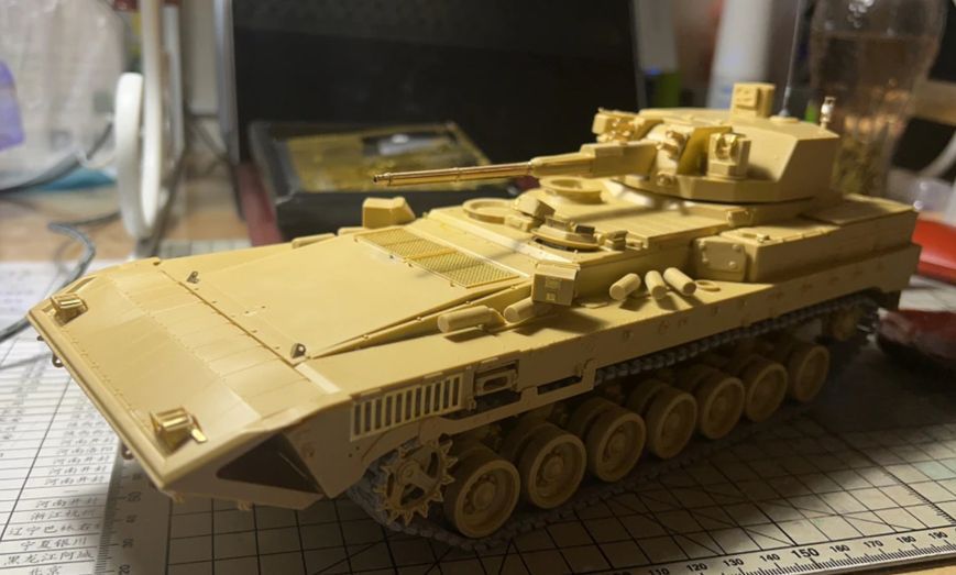 Збірна модель 1/35 Бронетранспортер ТБМП Т-15 с пушкой 57 мм Zimi 35051 PH35051 фото