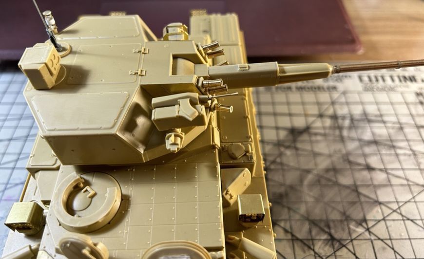 Збірна модель 1/35 Бронетранспортер ТБМП Т-15 с пушкой 57 мм Zimi 35051 PH35051 фото