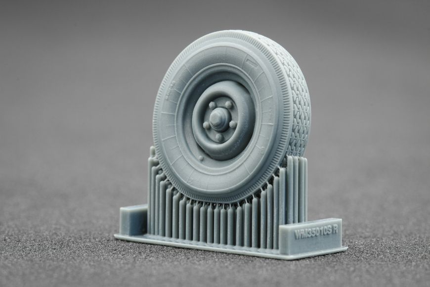 Набор колес 1/35 для ЗУ-23-2 (Trumpeter) Scale X WM-35010C , набор деталировки Скейл Х WM-35010C фото