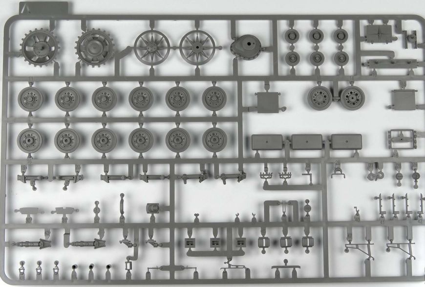 Сборная модель Танк 1/35 Штуг III Ausf.G early production Таком 8004 8004 фото