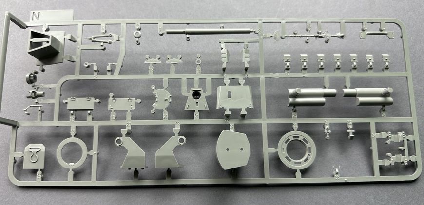 Сборная модель Танк 1/35 Штуг III Ausf.F LATE PRODUCTION w/7.5cm L48 Таком 8015 8015 фото