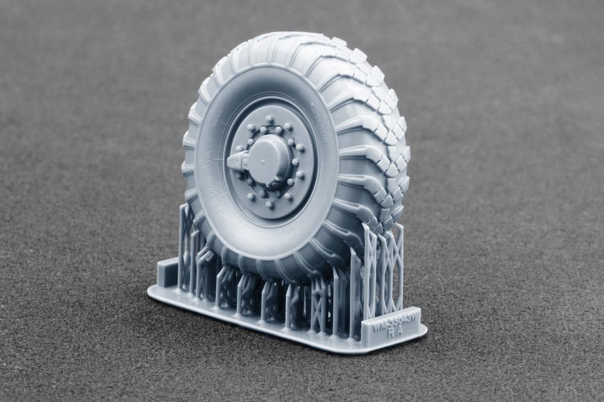 Набор деформированных колес 1/35 TO-3 15.00-21 для ShKH vz.77 DANA (HobbyBoss) Scale X WM-35043W , WM-35043W фото