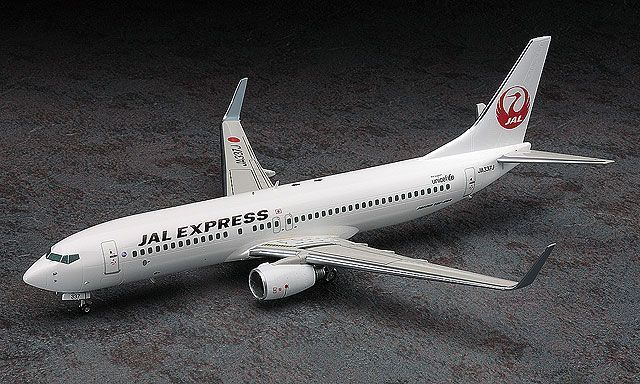 Збірна модель 1/200 американський пасажирський літак JAL Express B737-800 Hasegawa 10739 HS10739 фото