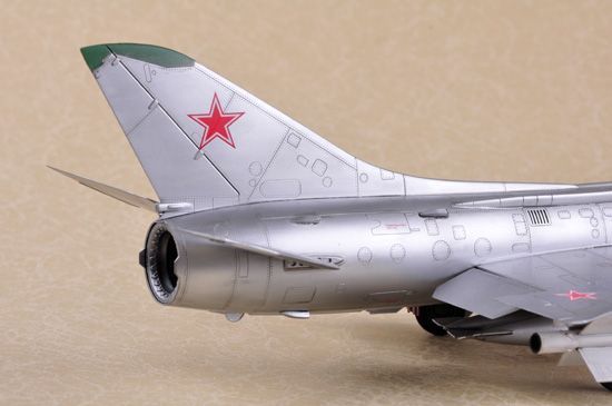 Радянський винищувач-перехоплювач 1/48 Су-11 Trumpeter 02898 , збірна модель винищувач Сухой Трумпетер TR02898 фото