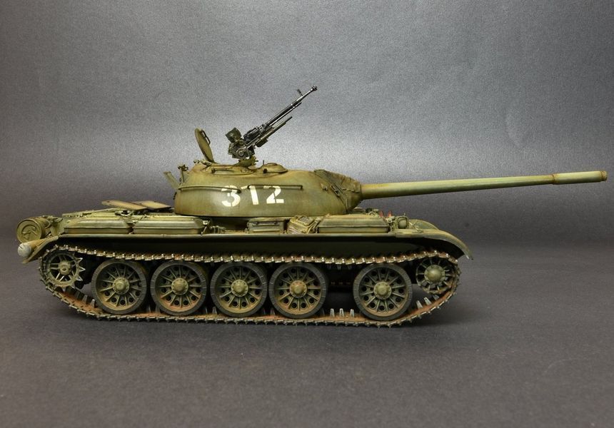 Радянський середній танк 1/35 Т-54А (T-54A Interior Kit) MiniArt 37009 , збірна модель танку Мініарт MA37009 фото