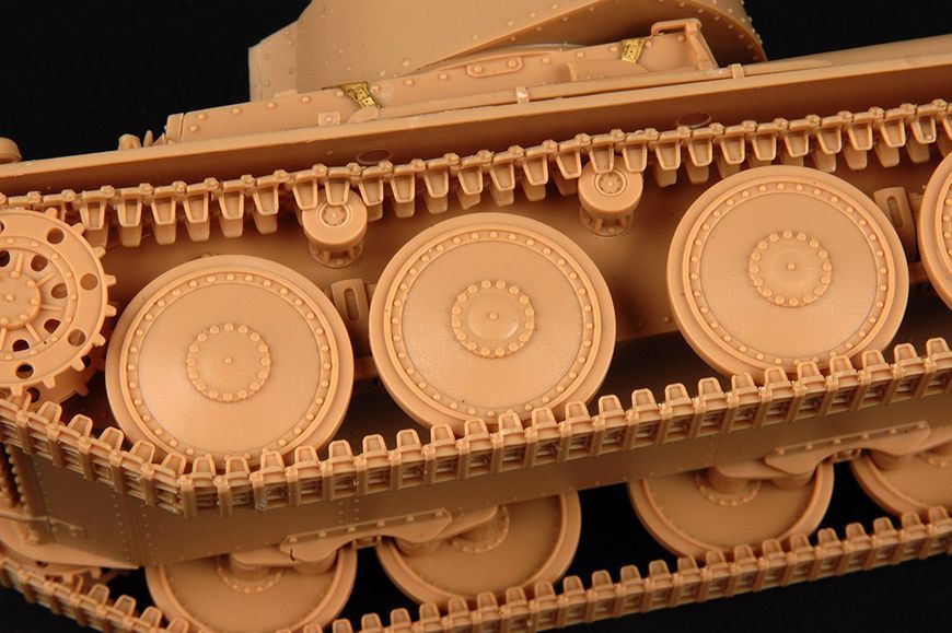 Немецкий легкий танк 1/35 Pz.Kpfw. 38(t) Ausf.E/F Trumpeter 01577 , сборная модель танк Трумпетер TR01577 фото