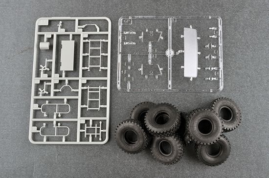Современный зенитный ракетно-пушечный комплекс 1/35 96К6 &laquo;Панцирь-С1&raquo; (SA-22 Greyhound) Trumpeter 01060 TR01060 фото