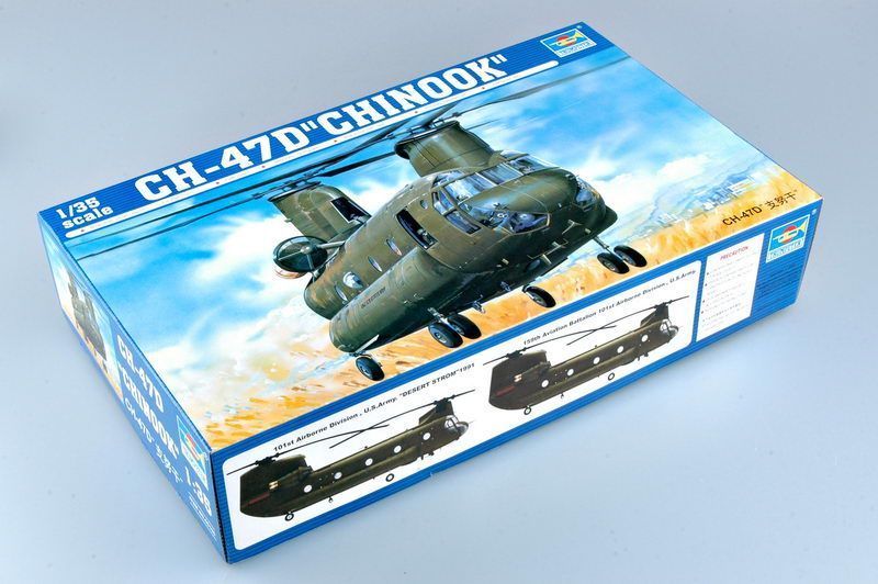 Американский военный транспортный вертолёт 1/35 Boeing CH-47D Chinook Trumpeter 05105 , сборная модель TR05105 фото