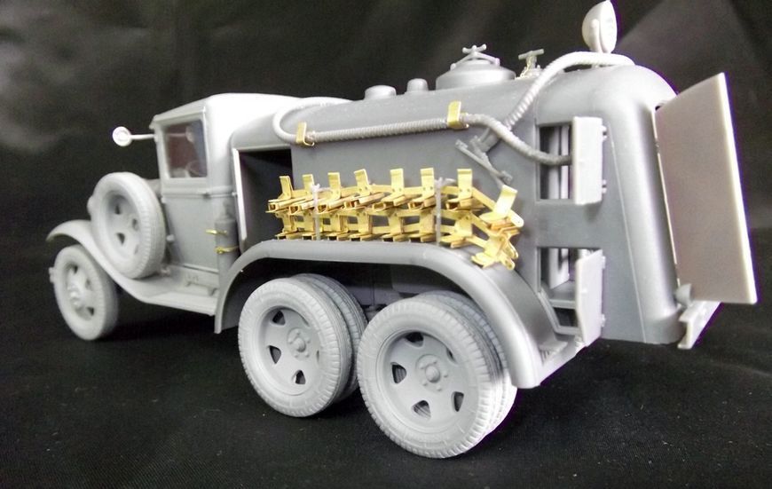 Радянський бензозаправник 1/35 БЗ-38 (BZ-38 Refueller) MiniArt 35145 , збірна модель бензовоза Мініарт MA35145 фото
