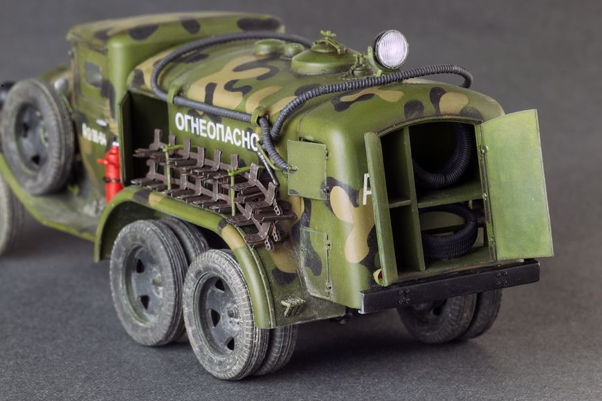 Радянський бензозаправник 1/35 БЗ-38 (BZ-38 Refueller) MiniArt 35145 , збірна модель бензовоза Мініарт MA35145 фото