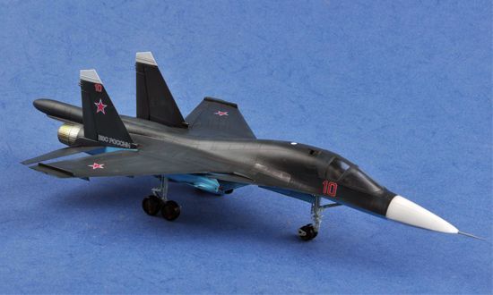 Радянський винищувач 1/72 Су-34 Fullback Trumpeter 01652 , збірна модель винищувач Сухой Трумпетер TR01652 фото