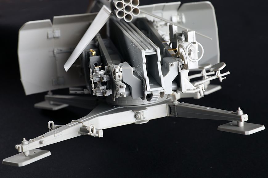 Німецький дослідний зенітний ракетний комплекс 1/35 Rheintochter I Trumpeter 02357 , збірна модель Рейнтохтер TR02357 фото