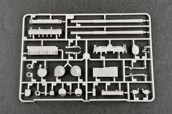 Збірна модель 1/35 Український танк Т-84 Оплот Трумпетер 09512 TR09512 фото