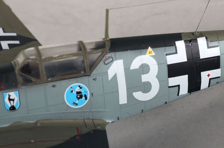 Немецкий истребитель 1/48 Messerschmitt Bf109E-3 HobbyBoss 81791 , сборная модель Мессершмитт Хоббибос HB81791 фото