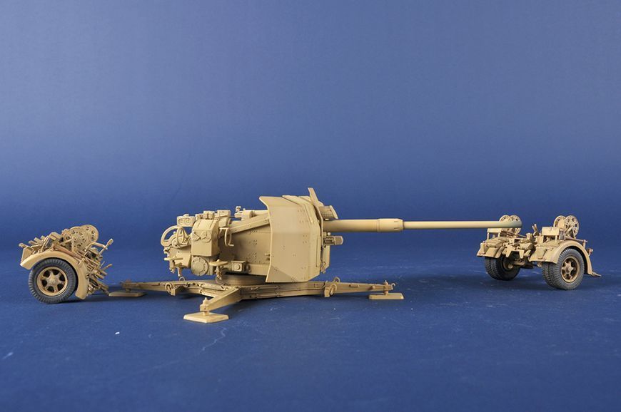 Немецкая зенитная пушка 1/35 8,8 cm Flak 41 Trumpeter 02358 , сборная модель пушка Флак Трумпетер TR02358 фото