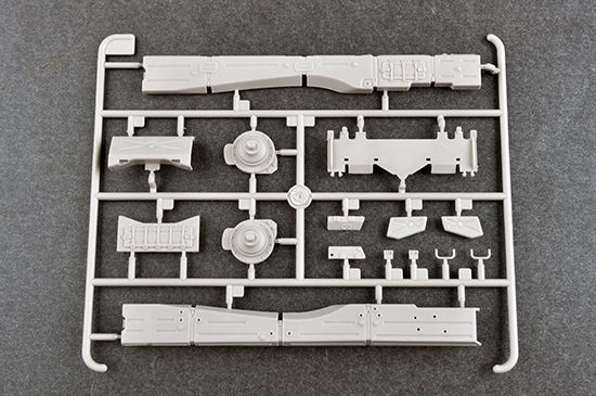 Сборная модель 1/35 Украинский танк T-64БМ Булат Трумпетер 09592 TR09592 фото