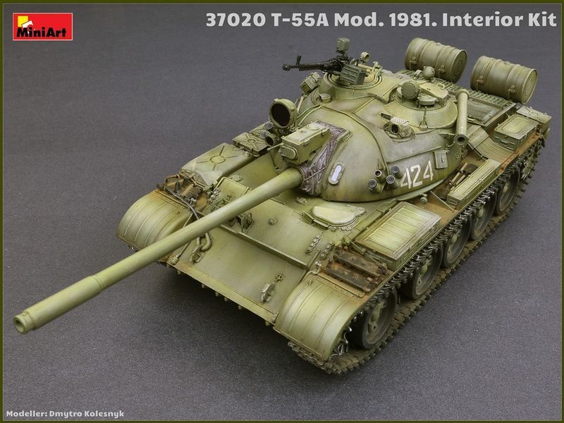Радянський основний бойовий танк 1/35 Т-55А 1981 (T-55A Interior Kit) MiniArt 37020 , збірна модель Мініарт MA37020 фото