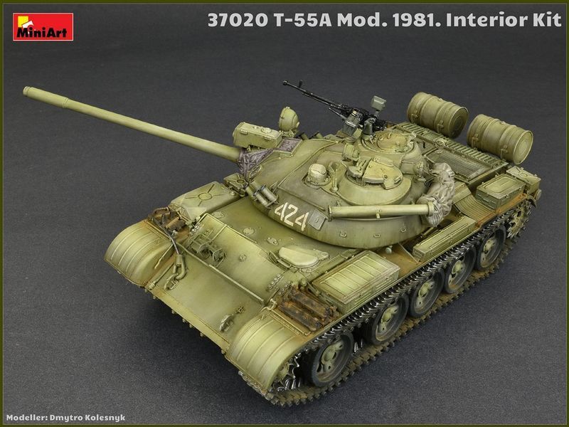 Радянський основний бойовий танк 1/35 Т-55А 1981 (T-55A Interior Kit) MiniArt 37020 , збірна модель Мініарт MA37020 фото