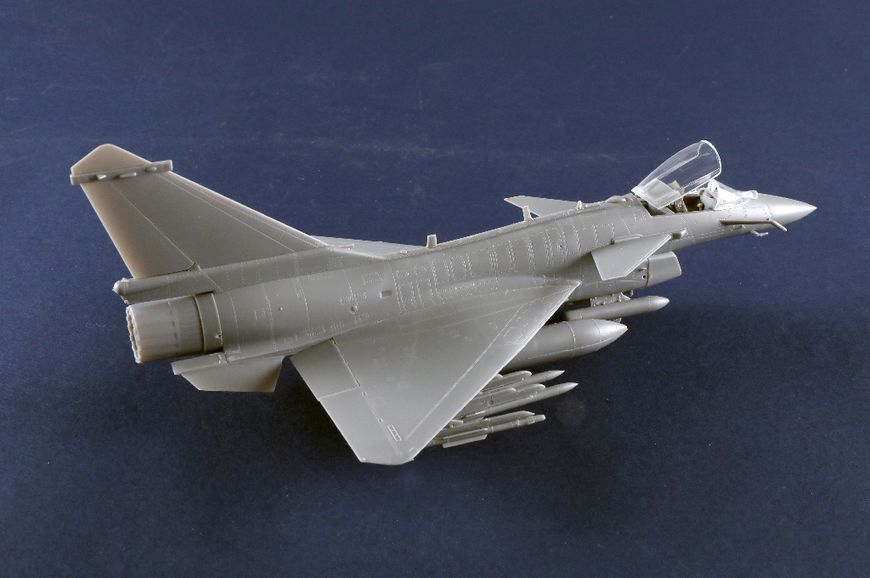 Китайський винищувач 1/72 Chengdu J-10C Trumpeter 01698 , збірна модель Ченгду Трумпетер TR01698 фото