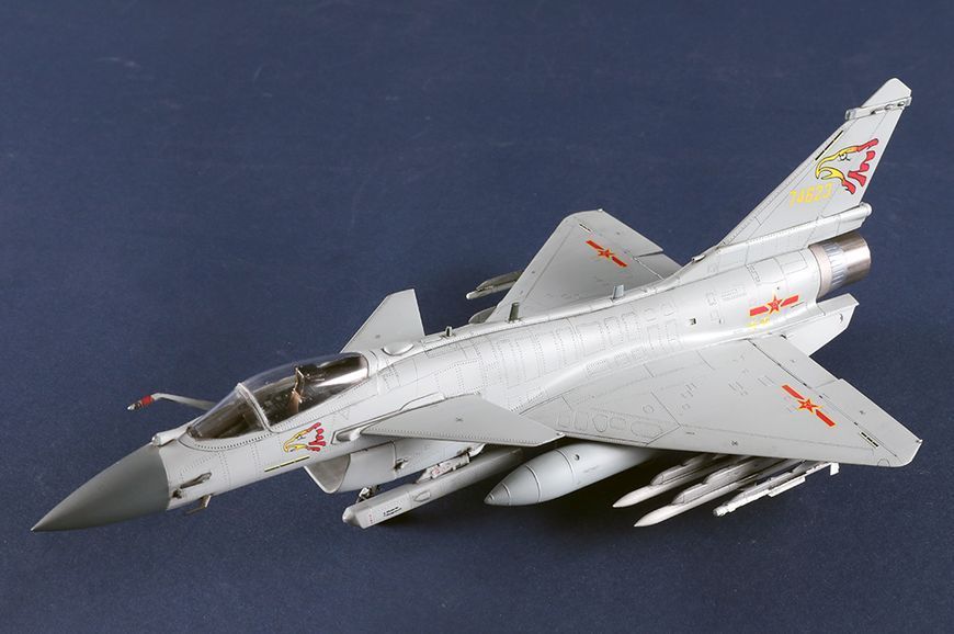 Китайський винищувач 1/72 Chengdu J-10C Trumpeter 01698 , збірна модель Ченгду Трумпетер TR01698 фото