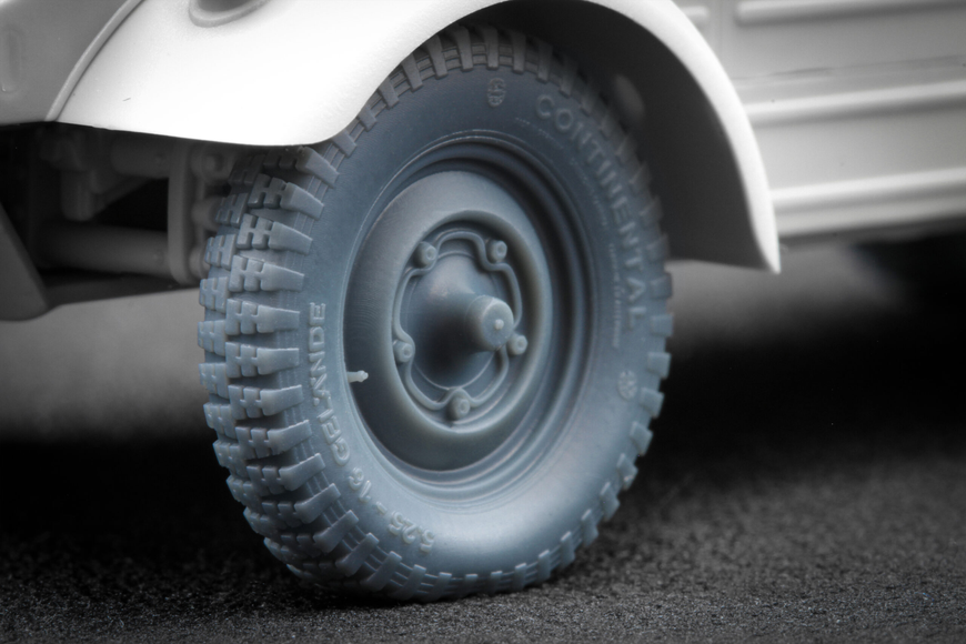 Набор деформированных колес 1/35 для K&uuml;belwagen (Meng, Tamiya) Scale X WW-35003W , набор деталировки WW-35003W фото
