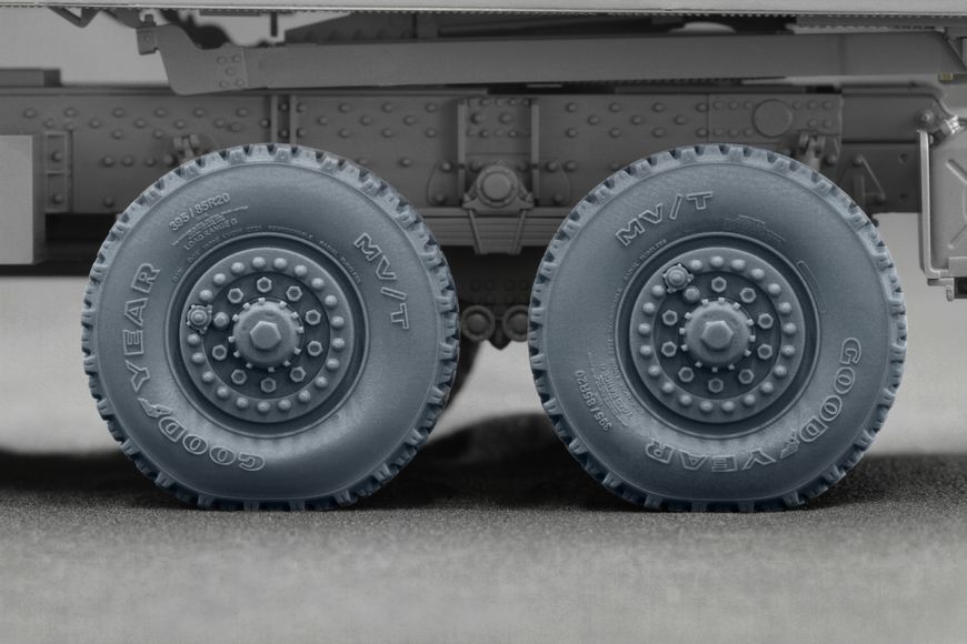 Набір деформованих коліс 1/35 для HIMARS (Foreart) Scale X WM-35024W , набір деталювання Скейл Х WM-35024W фото