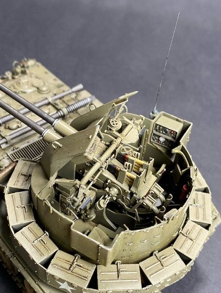Американська самохідна зенітна установка 1/72 M19 Foreart 2004 , збірна модель зенітної установки Фореарт FA2004 фото