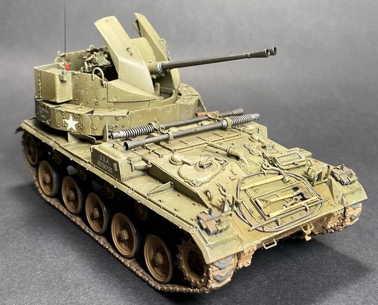 Американська самохідна зенітна установка 1/72 M19 Foreart 2004 , збірна модель зенітної установки Фореарт FA2004 фото
