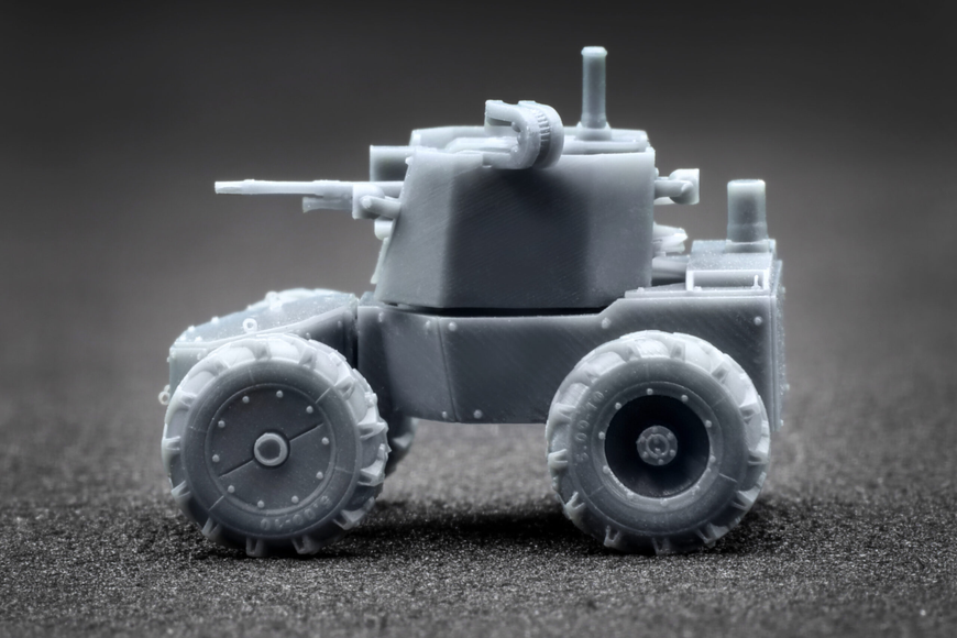 Український наземний дрон 1/72 UGV LIUT MAG & ПКТ Scale X VG-72003 , збірна модель Лють Скейл Х VG-72003 фото