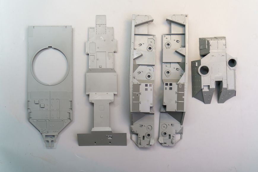 Сборная модель САУ 1/35 SANDF Self-Propelled Howitzer G6 Rhino Таком 2052 2052 фото