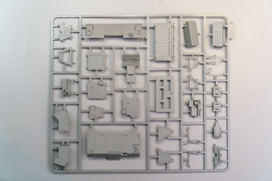 Збірна модель САУ 1/35 SANDF Self-Propelled Howitzer G6 Rhino Takom 2052 2052 фото