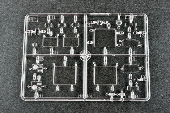 Реактивная система залпового огня 1/35 9А53 (9К512 &laquo;Ураган-1М&raquo;) Trumpeter 01068 , сборная модель рсзо TR01068 фото