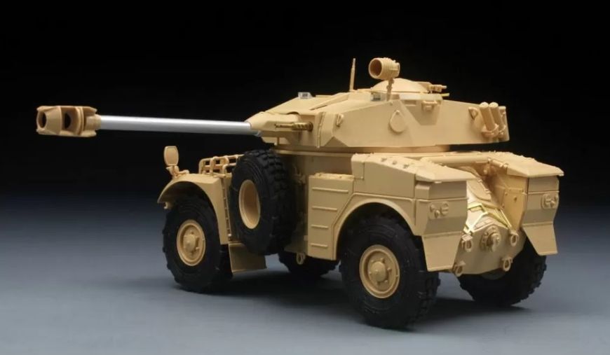 Збірна модель 1/35 Бронеавтомобіль Panhard AML-90 Tiger Model 4635 TM4635 фото